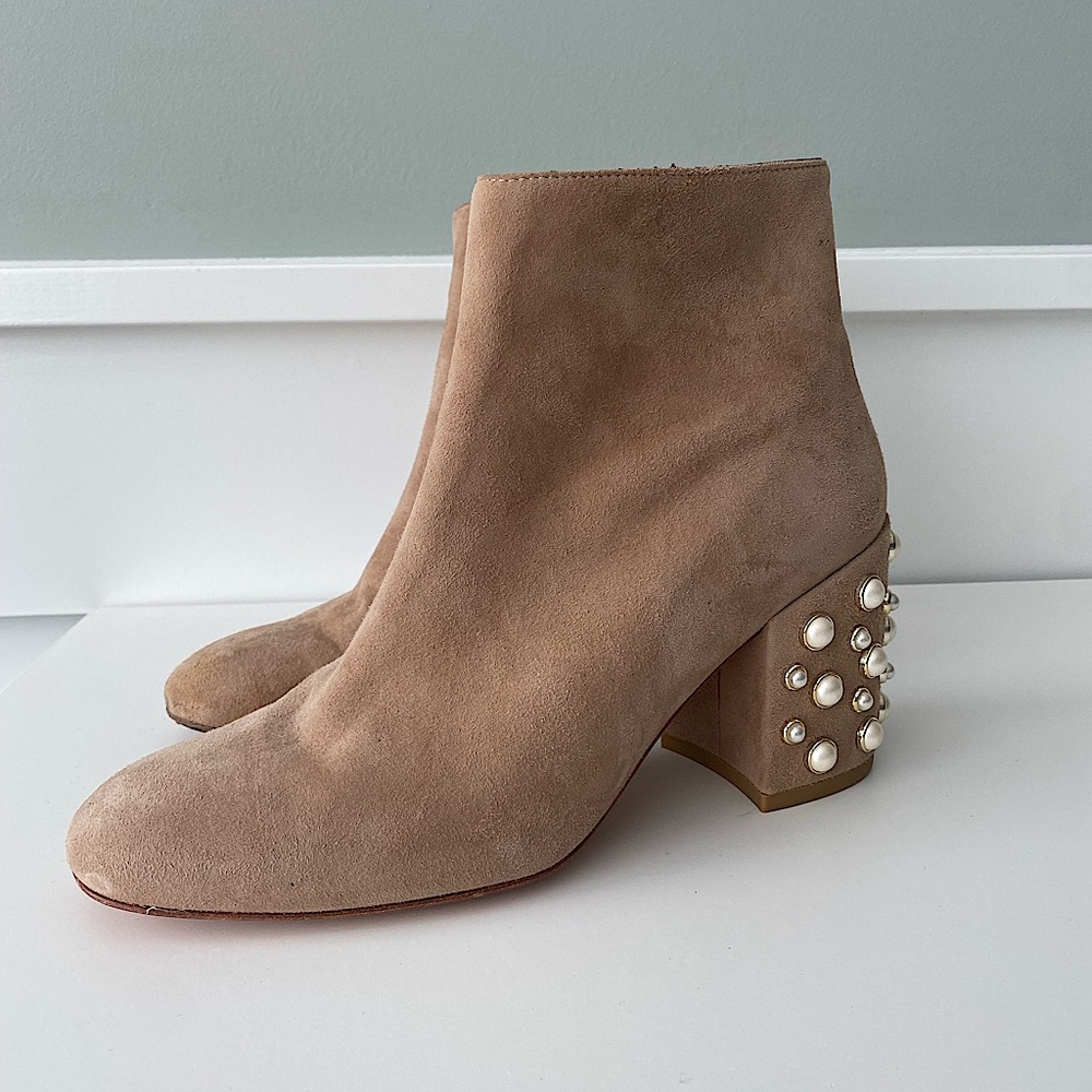 Stuart Weitzman Pearl Bacari Tan Suede Bootie Size 8